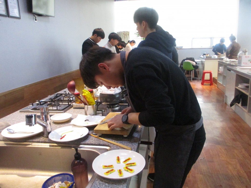 a451ed31f5d4257e38f6dace46d50954_1515123