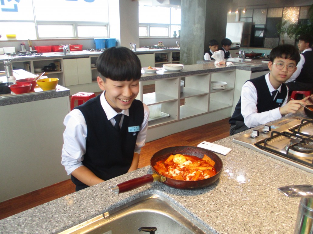 17e1f5102e5f9f8bd96383679257bd71_1523836